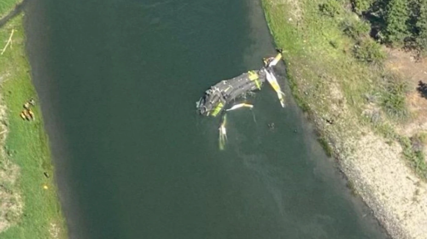 Helicopter Crash on Frozen Lake in Idaho Leaves Pilot Dead and 1 Person Hospitalized